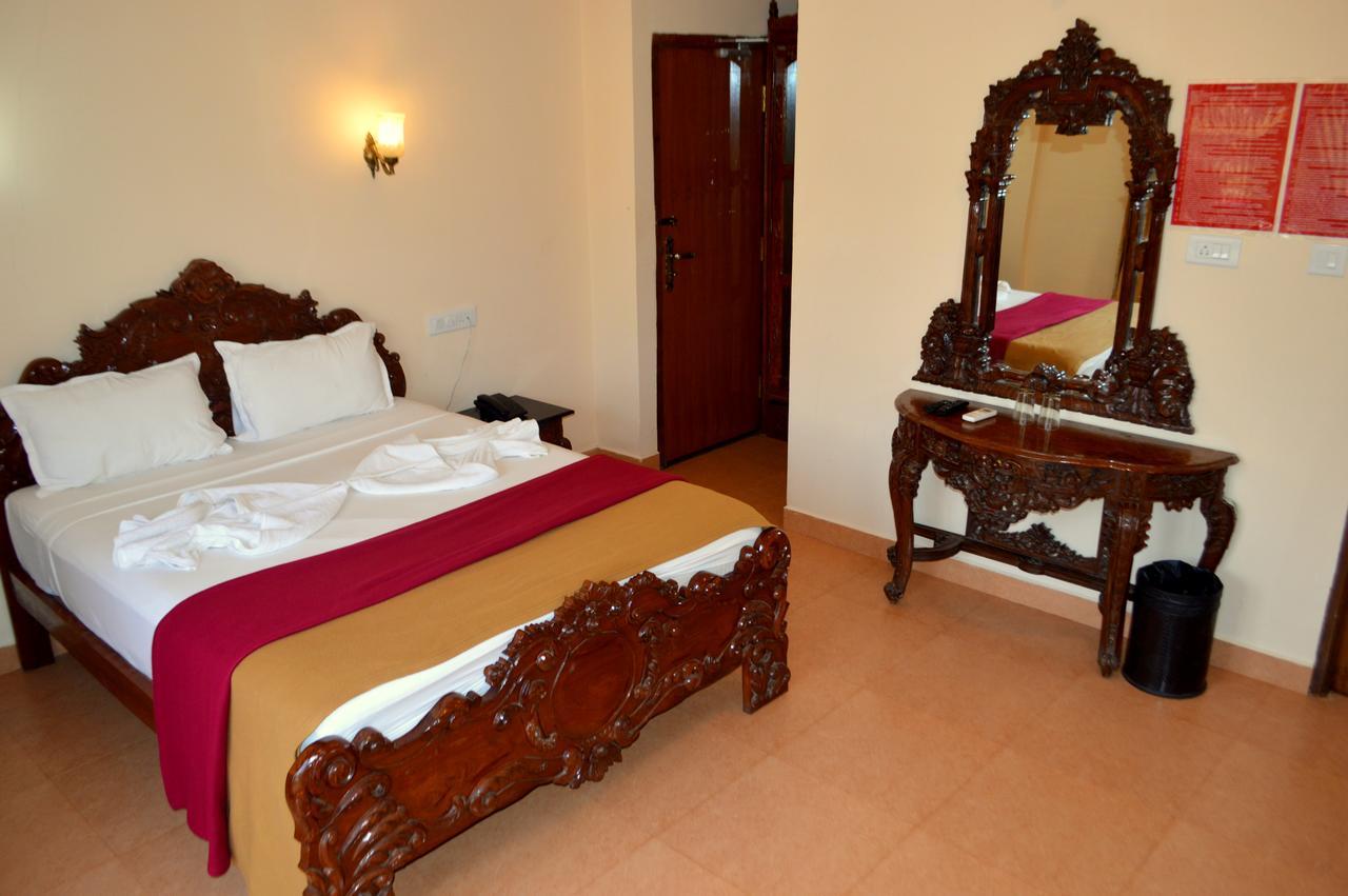 Villa Theresa Beach Resort Calangute Esterno foto