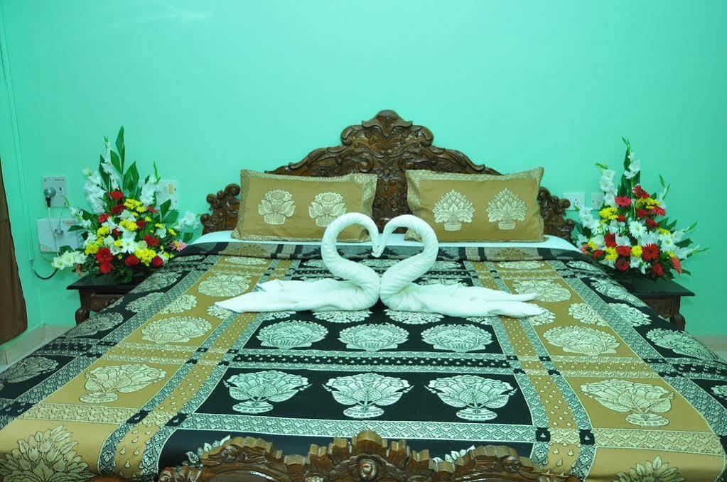 Villa Theresa Beach Resort Calangute Esterno foto