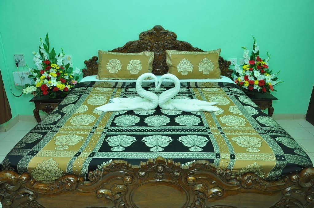 Villa Theresa Beach Resort Calangute Esterno foto
